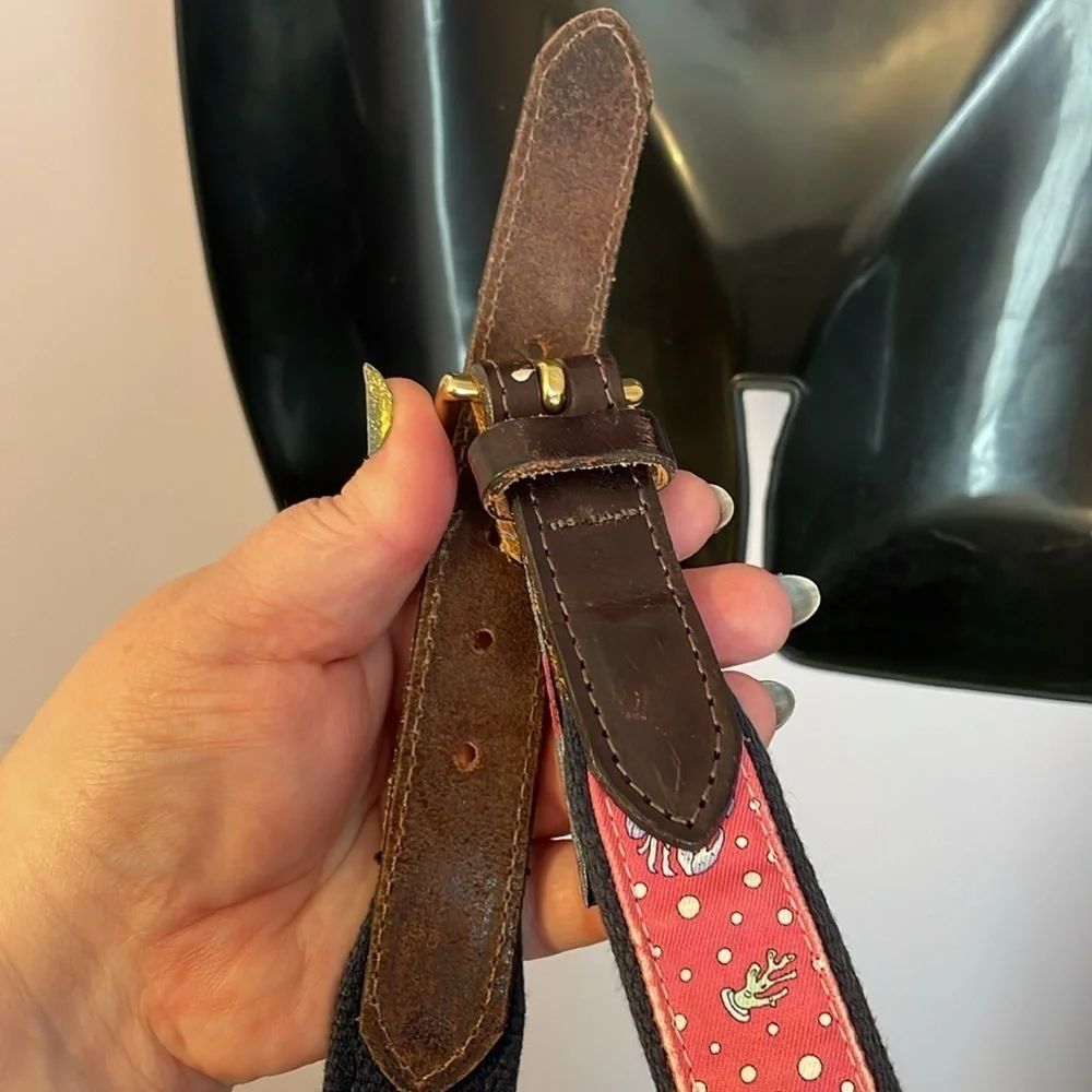 Vineyard Vines Pink Leather Tip Underwater Crab Belt size 30